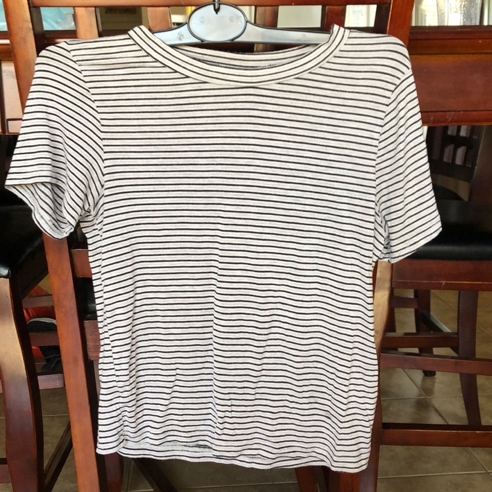 Loose fitting stripped shirt